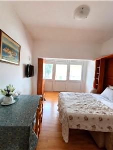 Sveti Stefan Studio