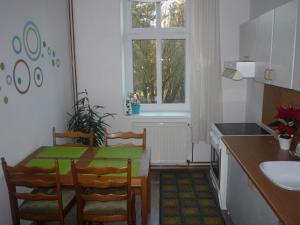 Apartment room in Mladé Buky 261