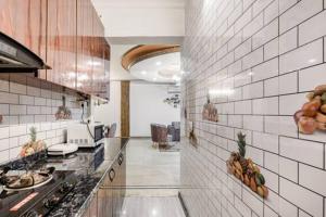 Divine India Service Apartment 1BHK E-30, Near Max Hospital