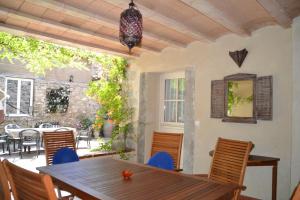 Appartements Holidays in Lagrasse : photos des chambres