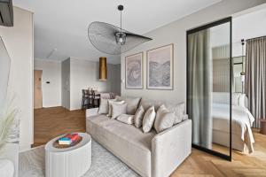 Lake Rental Premium Apartments
