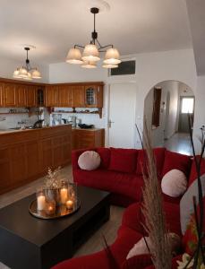 Εν πλώ Gioulis home