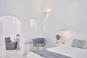 Cliff Side Suites Santorini Greece