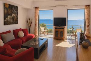 Εν πλώ Gioulis home