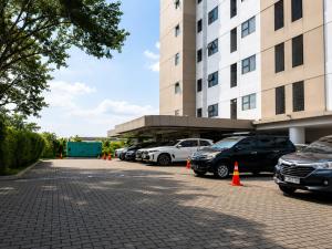 19 AVENUE Meeran By Reccoma