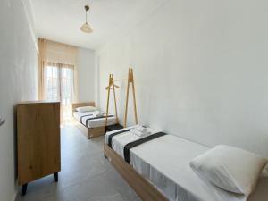 Princessa Apartments by Tsopozidis