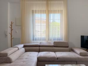 Princessa Apartments by Tsopozidis
