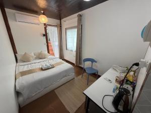 Bird Nest Hostel
