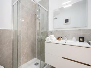 AuGuStea - Studio Home