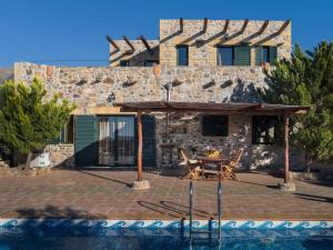 Villa Kimothoe with Private Pool, only 20 min to Elafonissi Beach