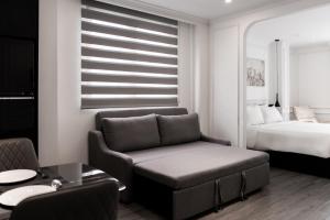 CityHouse- El Pino Realm at Metro Ben Thanh Market