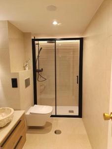apartamento con 2 dormitorio primera linea