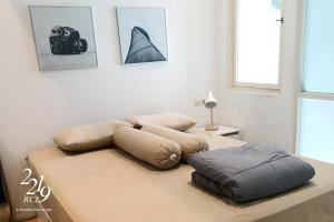 2 BR Cozy Cityloft Apartment RCL - 2219