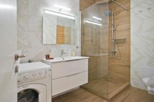 The Salty Stay 1BR Apartment