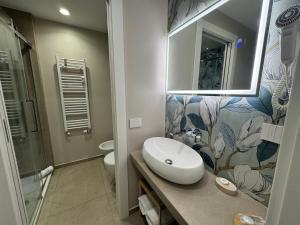 Lina Suites & Rooms