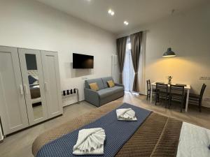 Lina Suites & Rooms