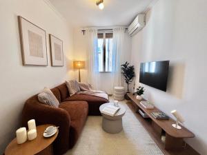 Comfy 1 BR Flat - Bright, Central & Calm