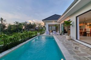 Newly! 2BR Modern Villa Close to Ubud Center
