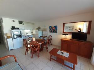 PALMYRA GOLF Très joli 3 Pièces avec clim, piscine couverte, vue golf, Cap dAgde