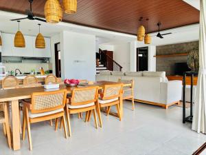 Villa Nakula