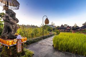 Anandinii Resort Sidemen by AGATA