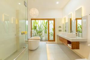 Elegant 1BR Private Pool Villa in Heart of Canggu