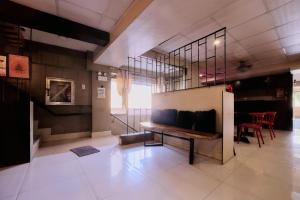 New Empress Stay