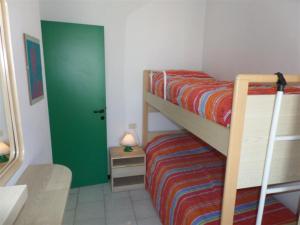 Family beach rental near the sand and the centre