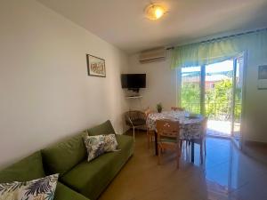 Apartments Ida Cres