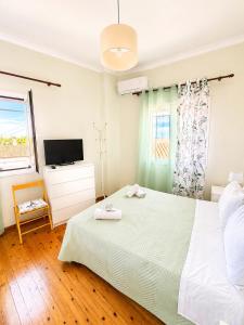La Vita Village House