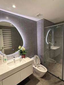 The Holiday HaLong Bay - LA Homestay