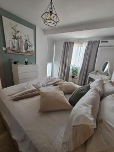 Lazuli Beachfront Sea View Ap 37