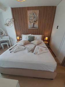 Lazuli Beachfront Sea View Ap 37