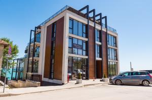 Luxe 1 apartments