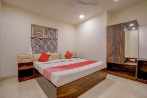 Hotel O TRAVELLER INN