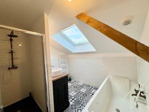 Champagne Witry Cottage - Reims for 10 with garden