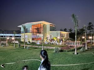 Singhals Farm House