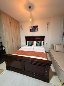 Casaluxe254-1 South Suites South B Kapiti Road