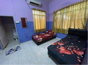 An najmie roomstay paka