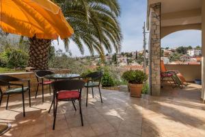 Villa - Mavasnica, Trogir, Ciovo