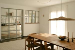 Designer House With Pool View In Saint Montan