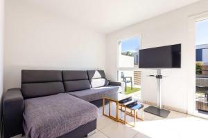 Spacieuse villa moderne à 500m de la plage dans une résidence
