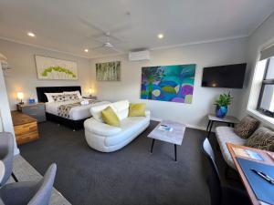 Aart Apartments