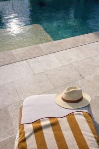 Maison Majorine - le Jardin - Piscine & Charme près dAvignon