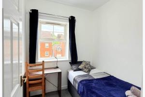 Oakwood House 6 Bed 11 Sleeps Garden-Free Parking