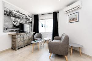 1174 Lutgardo Lopez Roses - Apivend Immo