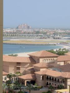 Luxury 4BR & Maid in JBR Furnished & Walk to Beach