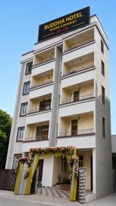 Buddha Hotel By CN-Near Patliputra Railway Station