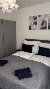 Deep Blue Apartment