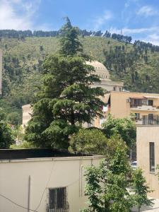 Robert Apartament Center